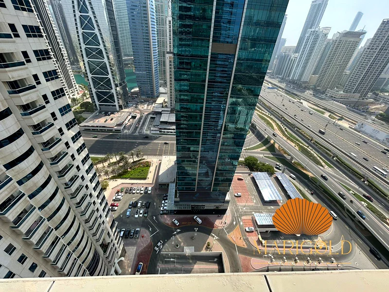 VASTU COMPLAINT | FAB MARINA VIEWS | READY TO VIEW63987523035521112