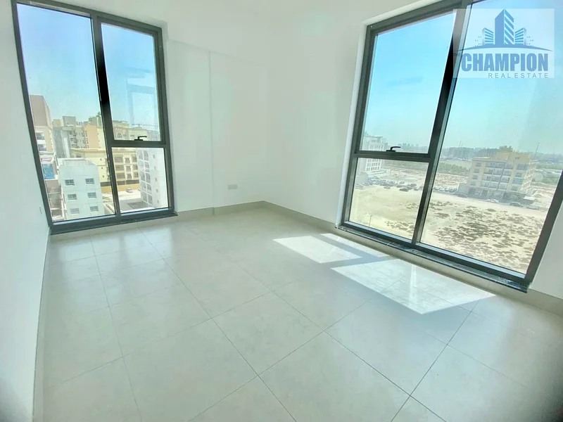 🏡 شقة فاخرة مكونة من غرفتين نوم في مبنى جديد كليًا | صالة كبيرة 🛋️ • شرفتان كبيرتان 🌇 • غرفة غسيل63729951359491110
