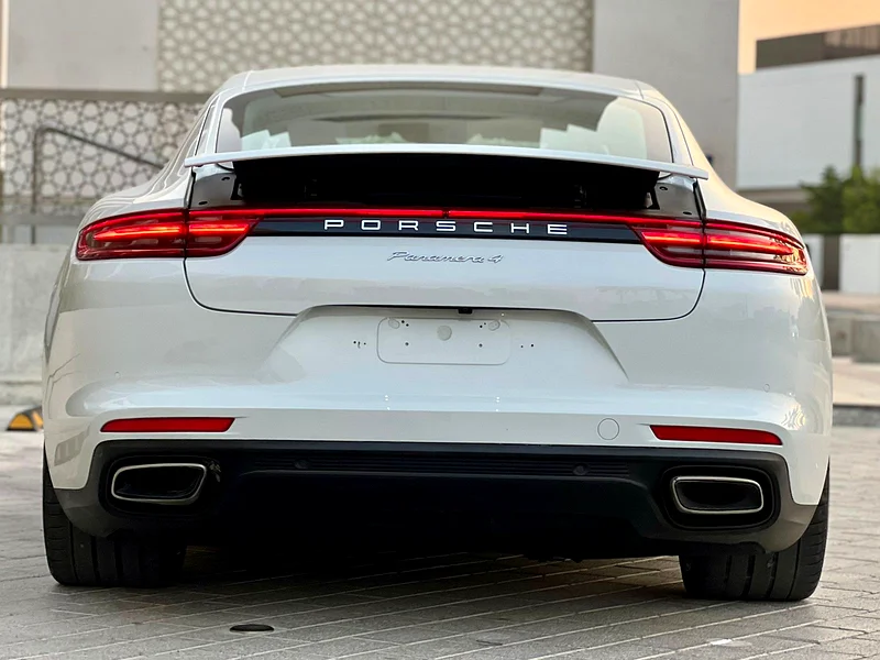 Porsche Panamera 4 Fully loaded Under Warranty63699038801665114