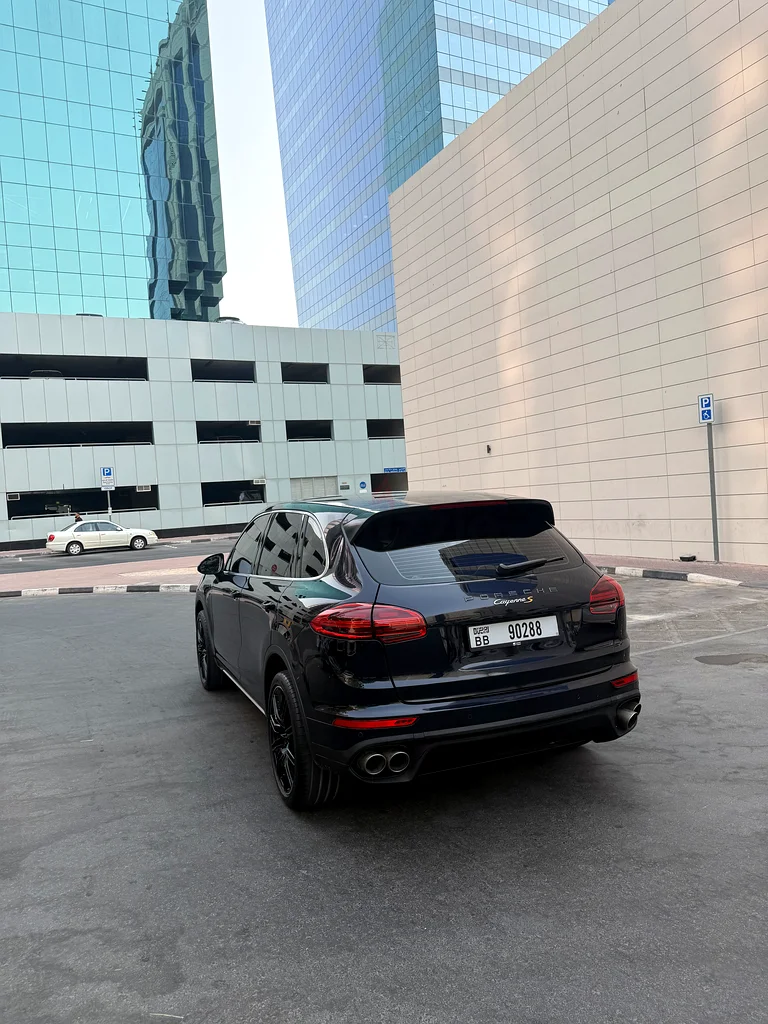 Porsche Cayenne S 201663700661347074114