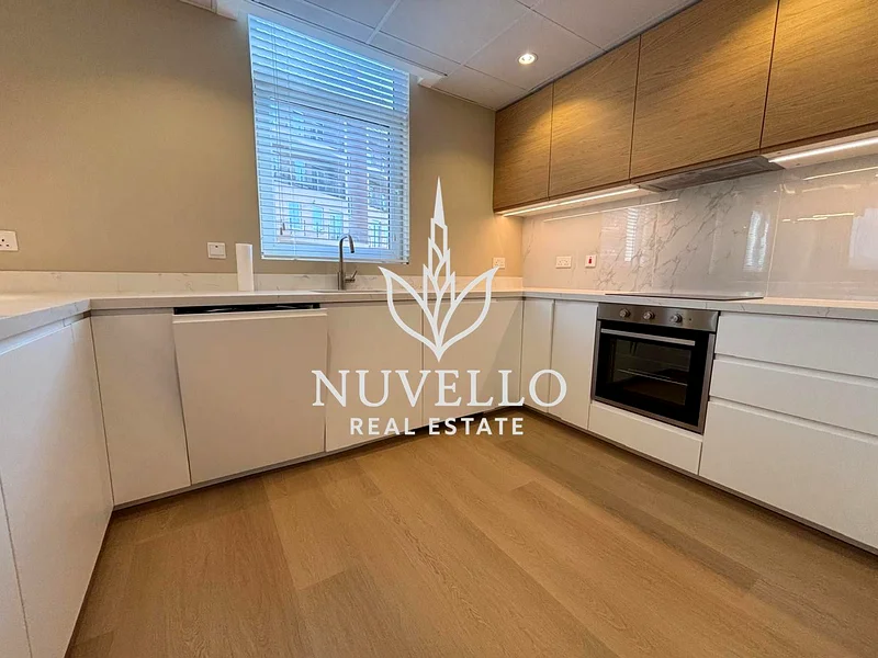 Upgraded | Vacant | Fully Furnished | Corner Unit63982021861378111