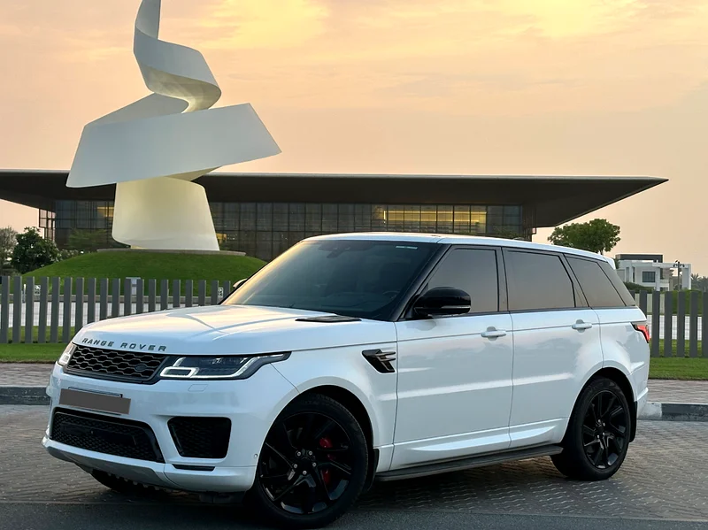 P525 SPORT V8 سوبرتشارجد 2019 جي سي سي // طلاء أصلي // سجل الصيانة بالكامل // مالك وحيد63699060676097111