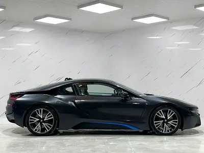 2017 BMW I8 — фото 5