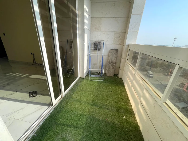 Two rooms and a hall, second resident, 3 bathrooms with a balcony ((parking, gym, swimming pool, and a children's garden)) free inside the building Fo63719604551042111