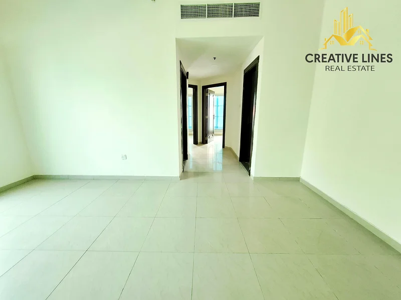 شقة من غرفتي نوم متاحة أمام موقف حافلات RTA للعزاب والموظفين63756975298434114