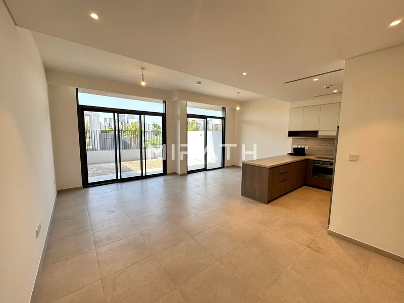 Multiple Units | G+2 | Single Row63733044264451110