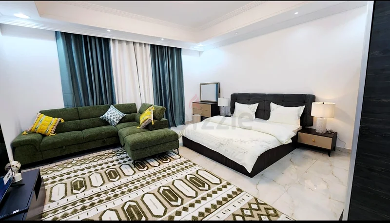 Furnished studio available63699089317762110