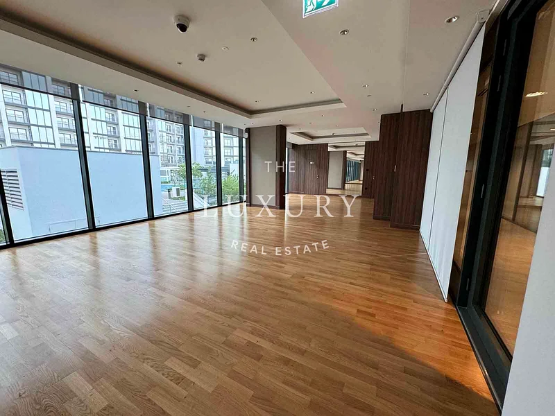 POOL VIEW  | HIGH FLOOR | AVAILABLE NOW63758548002305110