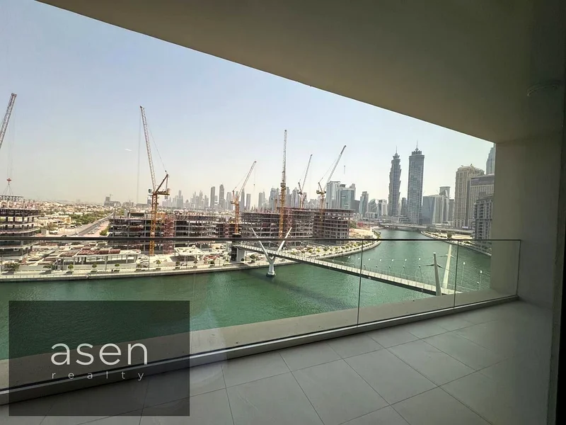 EXCEPTIONAL CANAL-FRONT LUXURY RESIDENCE | Panoramic Canal Views | 2 bed + Maid63950051404930111