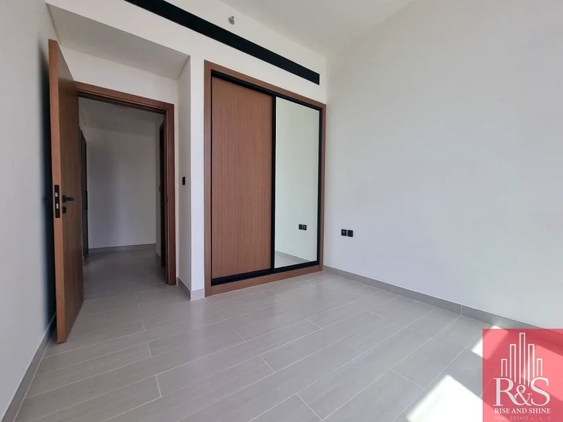 2-3 Cheques | Huge Layout | By Binghatti63787493723009111