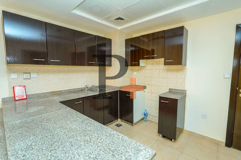 Open kitchen | spacious | balcony63808648070145114