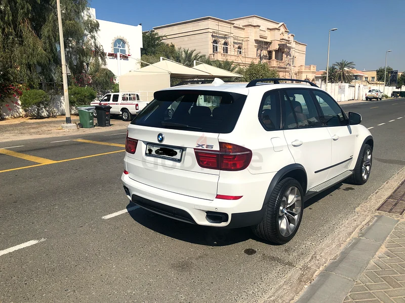 بي إم دبليو X5 2012 خليجي 4.4 تي سي V8 لاكجري لاين أعلى فئة | خالي من الفيضانات | حالة جيدة | يجب المشاهدة63699052910978112