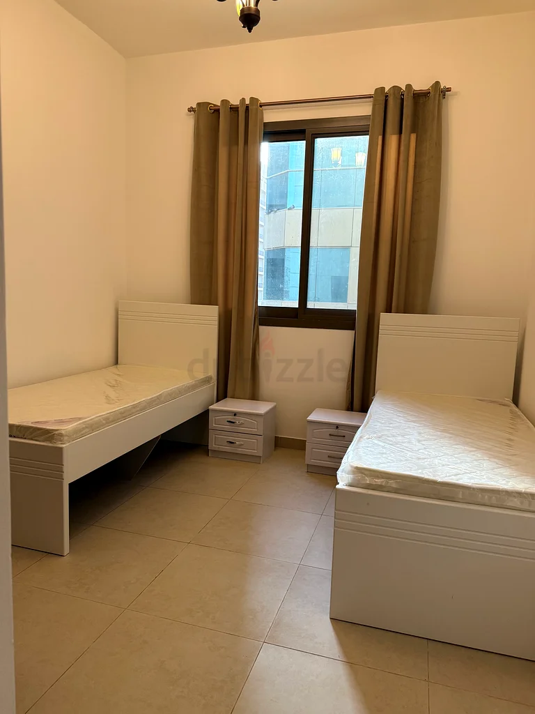 مساحة سرير للسيدات التنفيذيات مع حمام داخلي في منخول63797193228419110