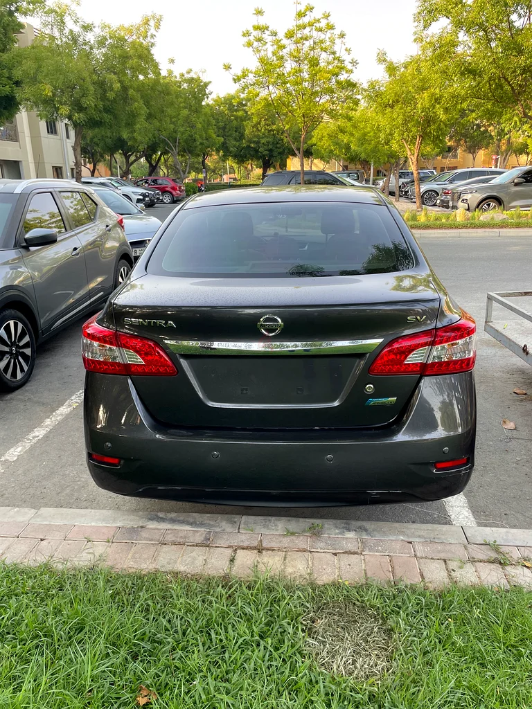 2015 Nissan Sentra 1.6L SV GCC Perfect Condition.63699056406914114