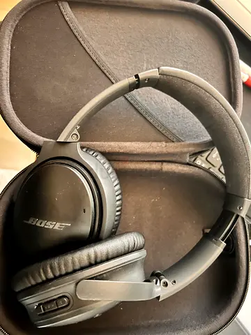 Bose QC35 Noise Cancellation Headphones