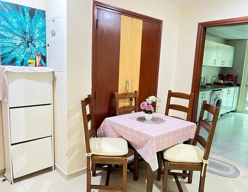 سكن راقى للبنات فقط بدبى بجوار مترو الإستاد63797193407362113