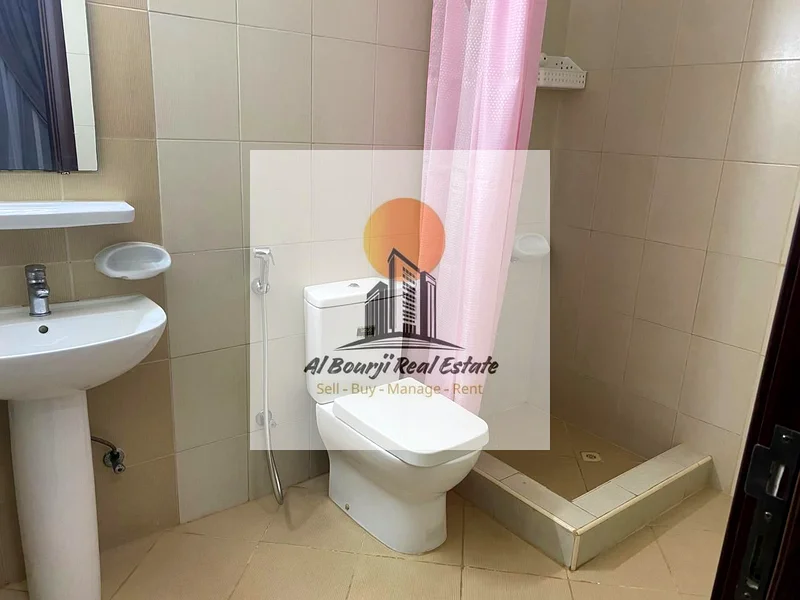شقة فاخرة مفروشة للإيجار الشهري مع مساحة ممتازة63719697604995114