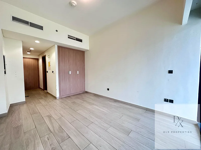 READY TO MOVE  | SPACIOUS  | EXCLUSIVE63975764099458111