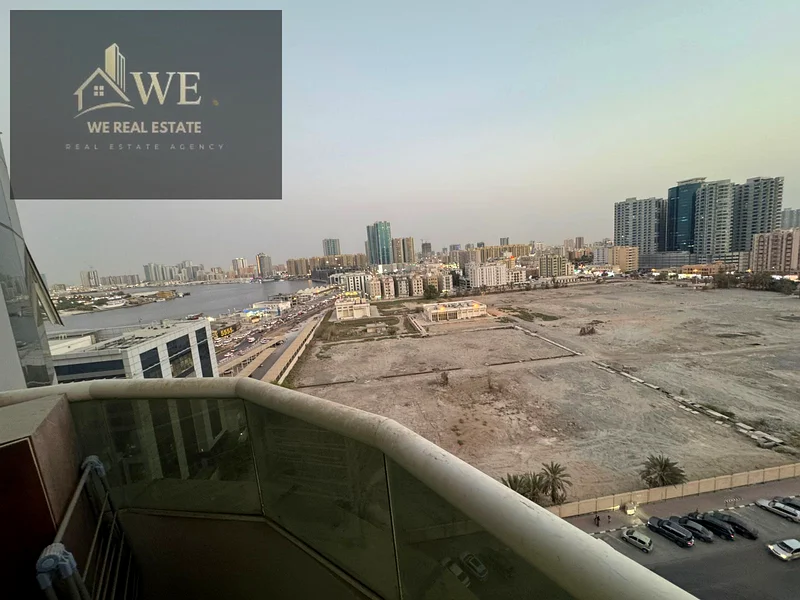 🏠 شقة للبيع – برج الفالكون ج، عجمان | إطلالة على المدينة والخور63867044657410114