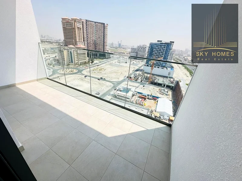 عرض ساخن شقة كبيرة الحجم مفروشة من سامي متاحة بإطلالة مفتوحة بالكامل تأجير 58 ألف63740490321537113