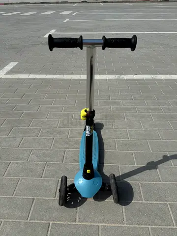 Decathlon scooter