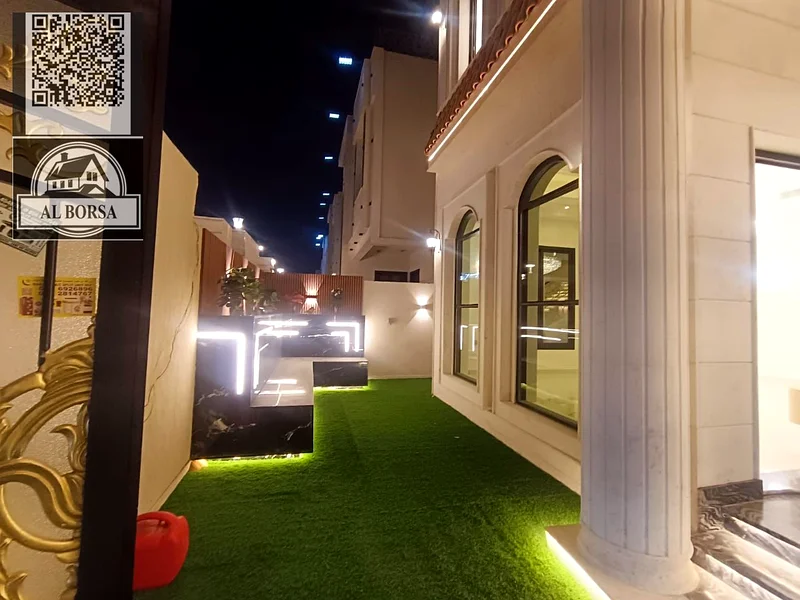 For sale, a corner villa on two streets, super deluxe finishing, 5 master bedrooms, two halls, a sp63912796339715114