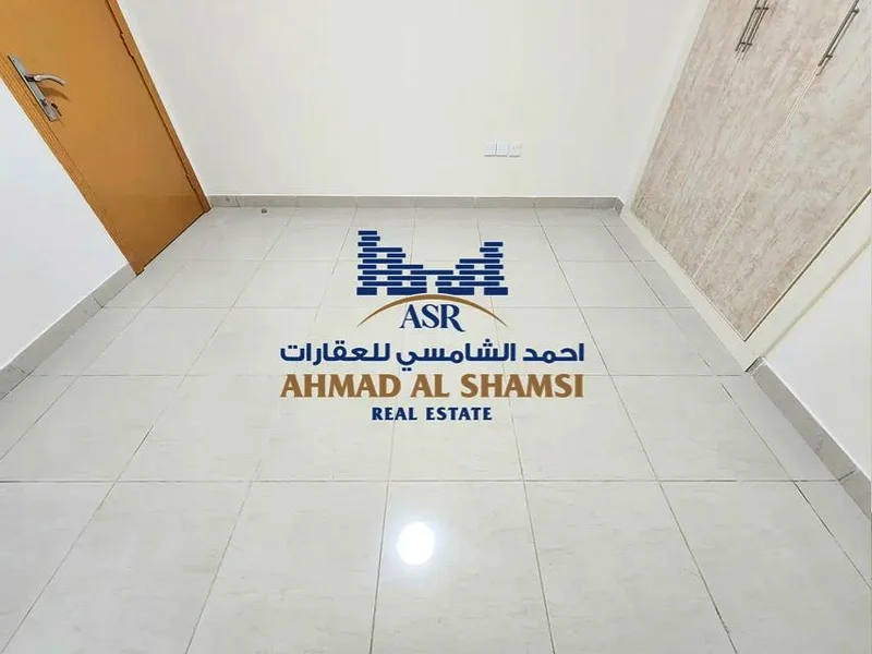 سعر العرض الخاص | شقة واسعة من غرفتي نوم مع شرفة | صالة رياضية مجهزة | موقع ممتاز قرب حدود دبي63707321645187112