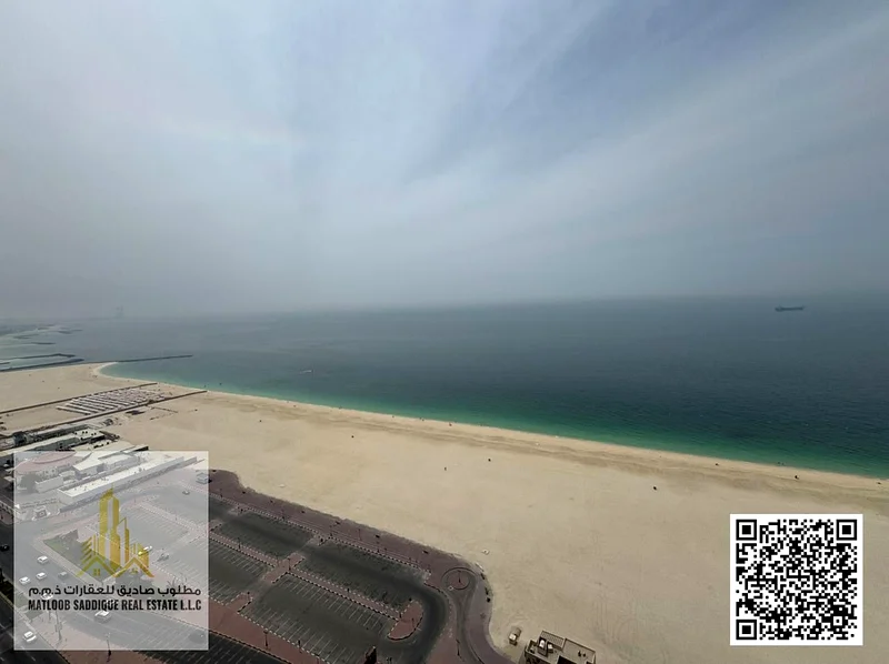 شقة مكونة من 3 غرف نوم مع إطلالة جزئية على البحر والمدينة متاحة للإيجار63811665351554112