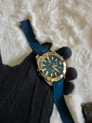 Watch tag