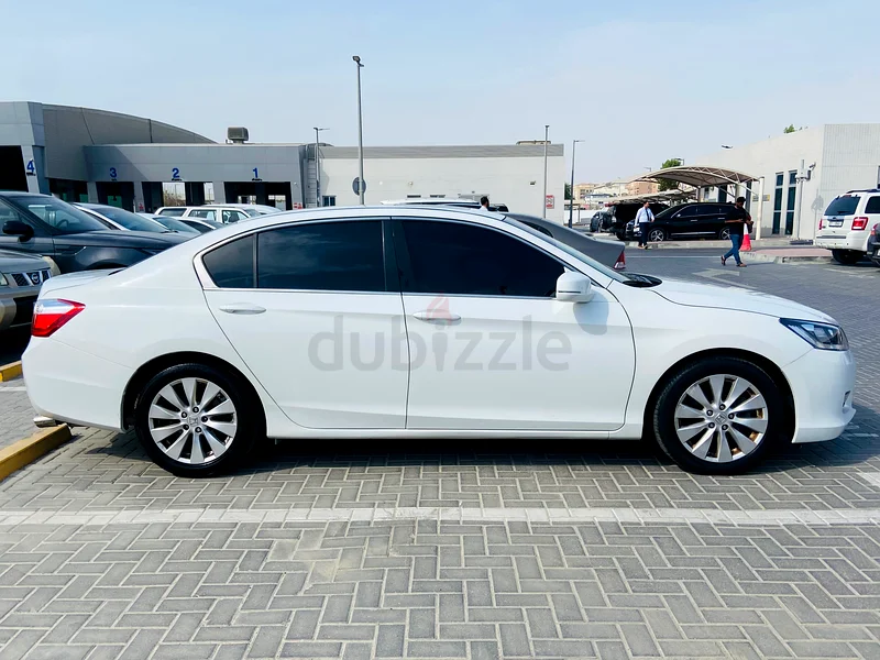 Honda accord (V4) 2014 GCC63699032797954113