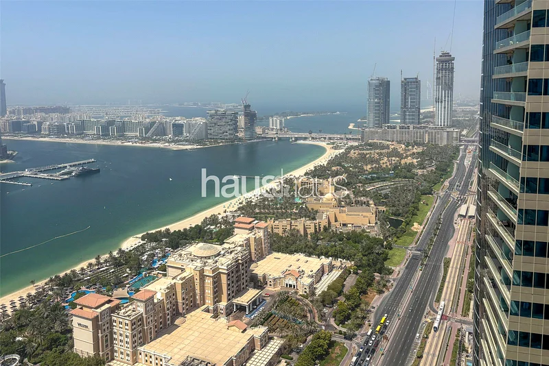 إطلالة بانورامية على البحر | موقع مارينا متميز63774611026691110