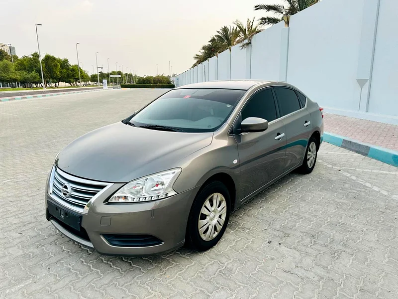 Urgent Nissan Sentra model 2016 Gulf one owner very clean63699056006273110