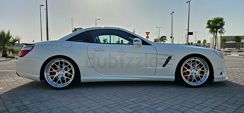 Mercedes SL350 AMG – 14,000 km! – 100% Accident and Flood Free! – Cleanest in UAE!63699042630787114
