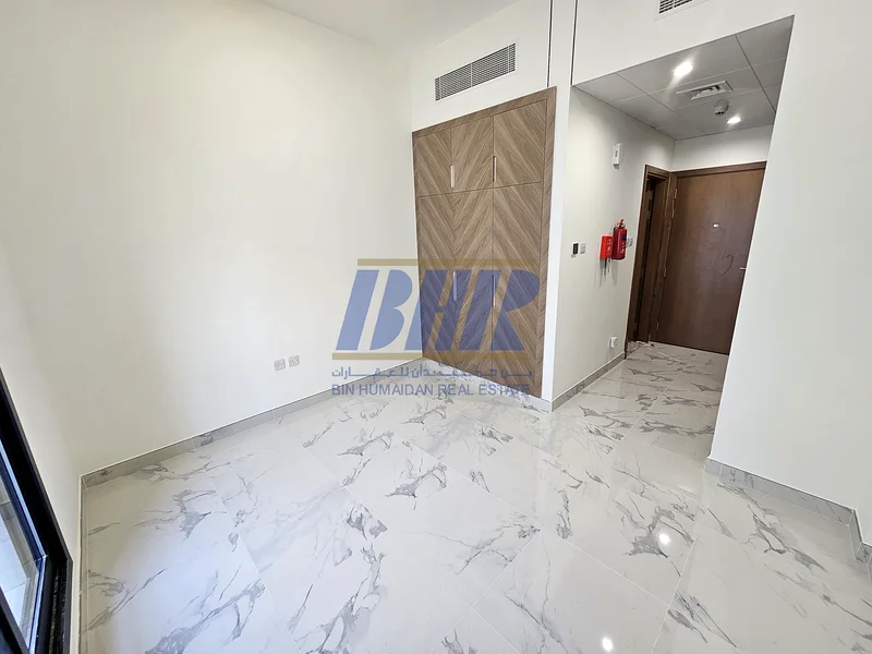 مبنى جديد بالكامل || بالقرب من محطة مترو ADCB وزعبيل بارك وإطار دبي || سعر خاص لفترة محدودة63727297770883110
