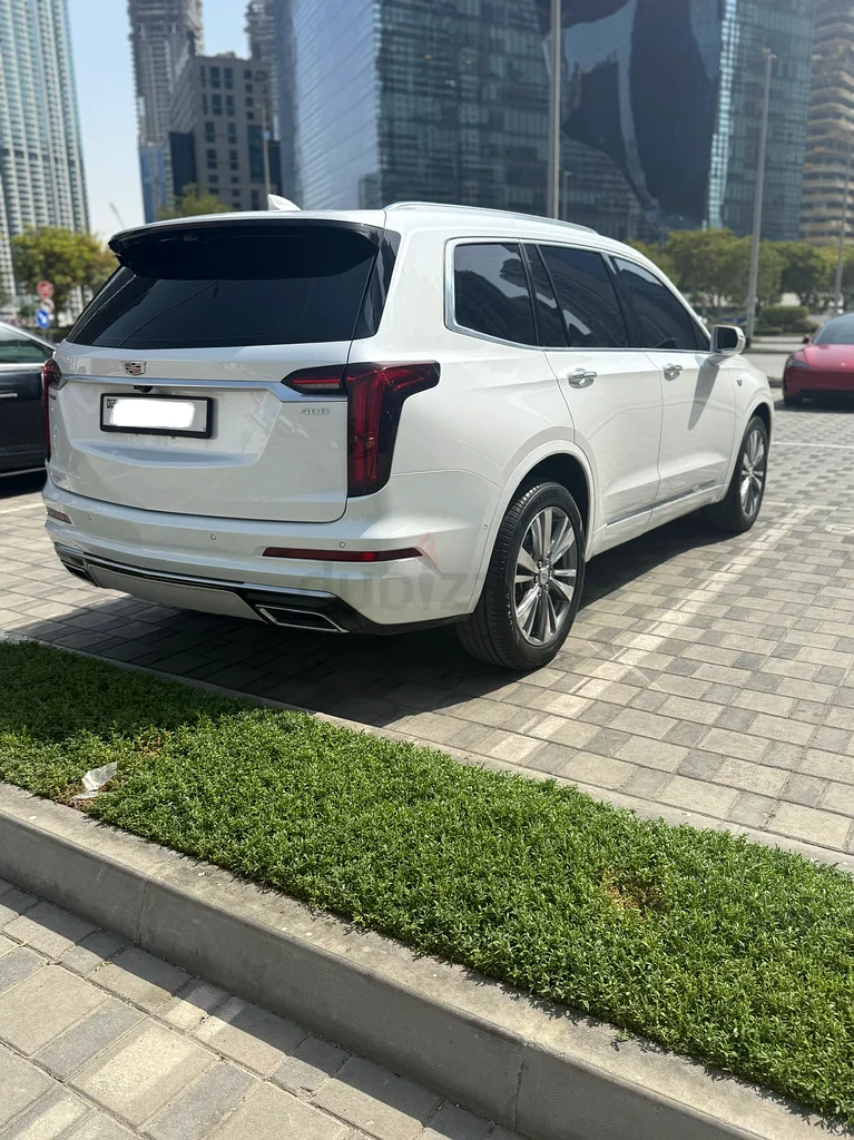 Cadillac XT6 under warranty and service contract63699028965635113