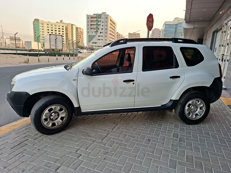 2015 RENAULT DUSTER RTA PASSED LOW KM WELL MAINTAINED GCC IN EXCELLENT CONDITION63700662478850114
