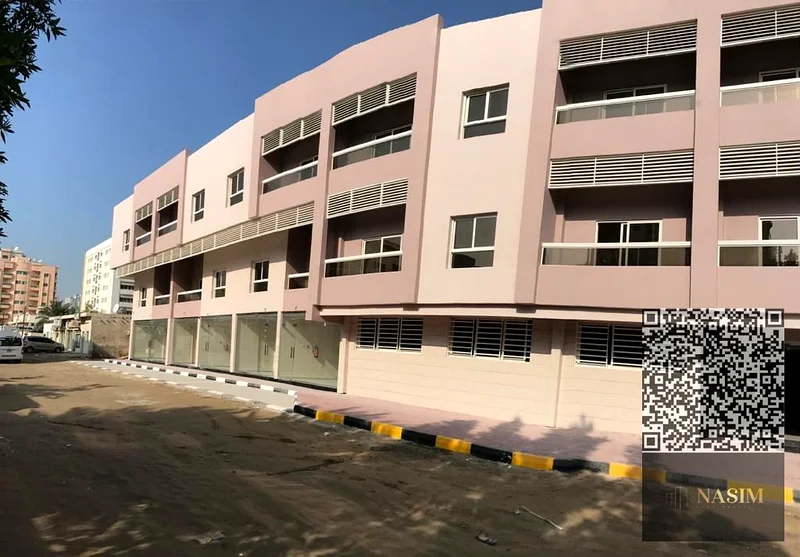 مبنى سكني للبيع في الرشيدية 3 عجمان بالقرب من إتيهاد سنتر مول63889148806531110