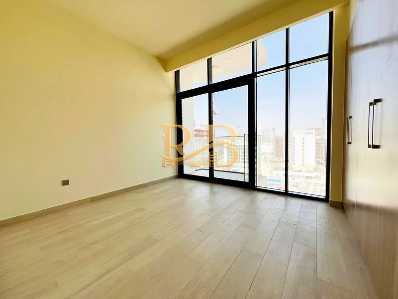 Corner 1Bhk || Spacious Layout || Higher Floor || Ready to Move63802334850819114