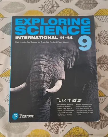 Yr 9 Pearson International 11-14 Science Textbook