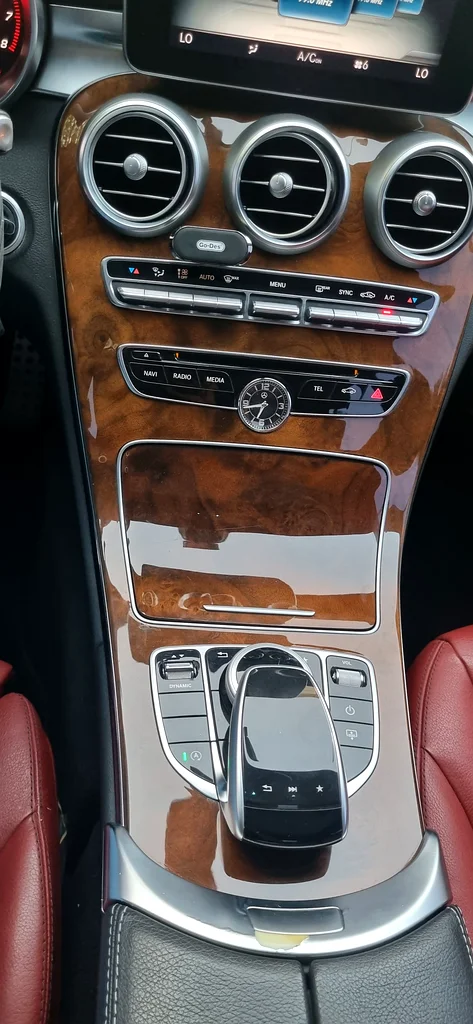 Mercedes Benz C20063700563354883112