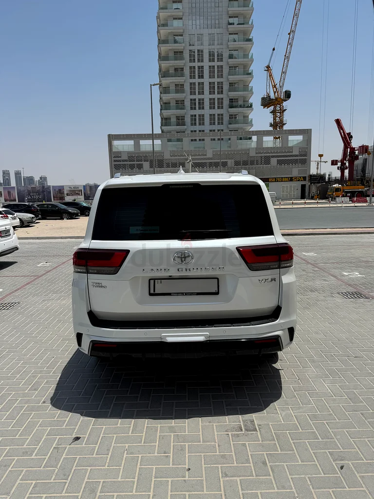 Land Cruiser VXR 3.5 twin turbo 2024-Patrol (First owner)63699052897026112