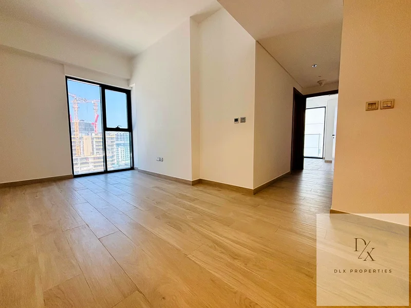 ركن | واسع | بدون تبريد مركزي63803743406210113
