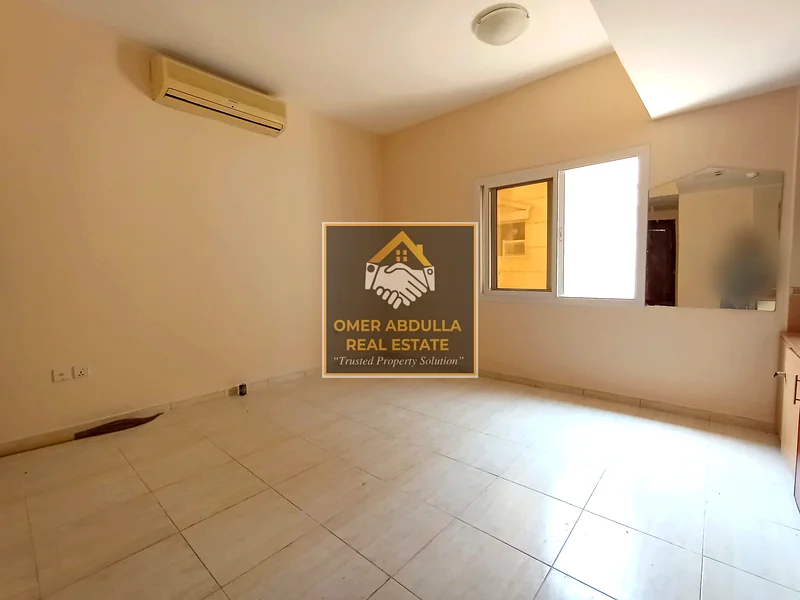 شقة استوديو متاحة ، مبنى عائلي63705032150401113