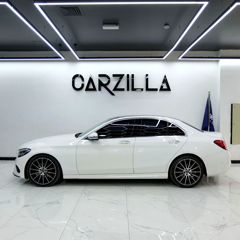 Mercedes Benz C200 2018 | Pristine Condition | Original Paint | GCC Specs63700563028099113
