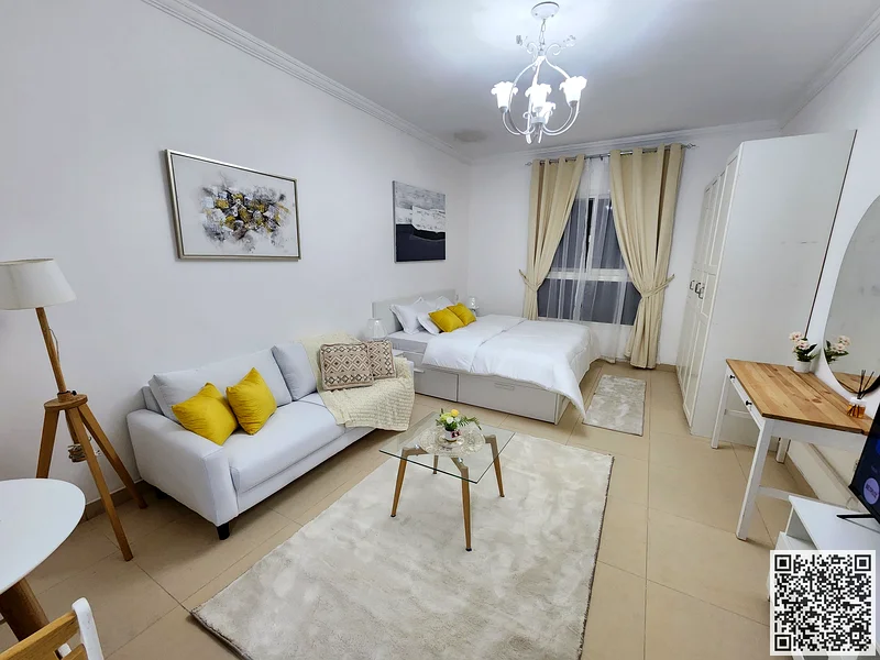 Studio apartment, With a semi-detached kitchen, fully furnished new, open view, all services included, Private Parking63837479820161112