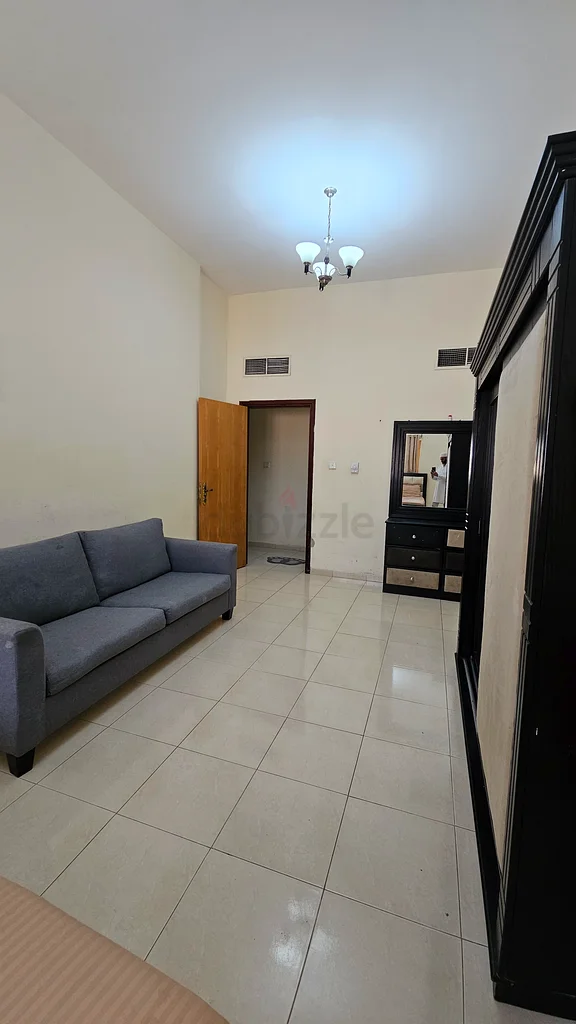 غرفة عائلية للإيجار | 1900 درهم شاملة الكل في أبو شagara شاغرا63796158893569112