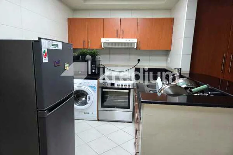 Spacious Studio Apartment | Move-In Ready | With Parking63748964436867110