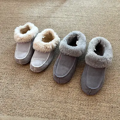 Shoes Sheep Fluffy Warm Indoor - Good Condition