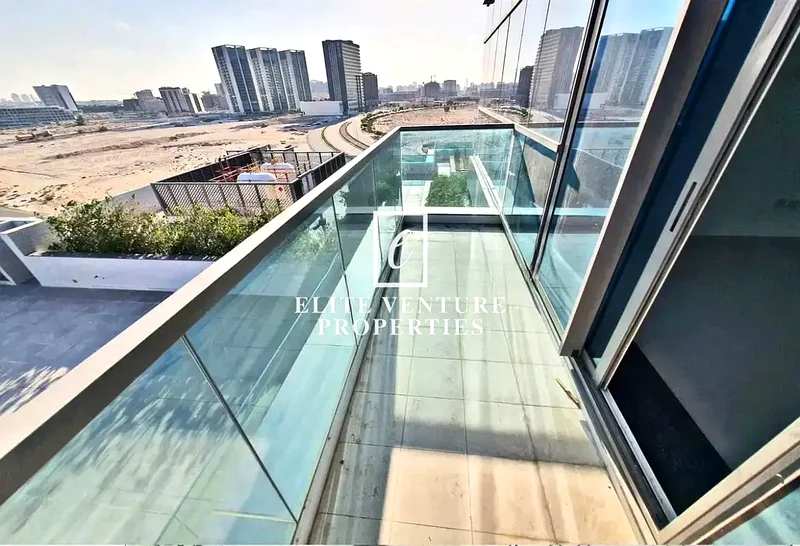 HUGE LAYOUT | GOOD ROI | PRIME LOCATION64020159343489110