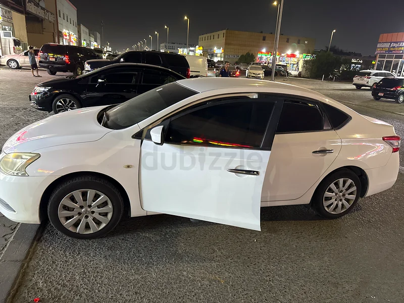 Nissan sentra 2018 in a good condition GCC63700944225795110